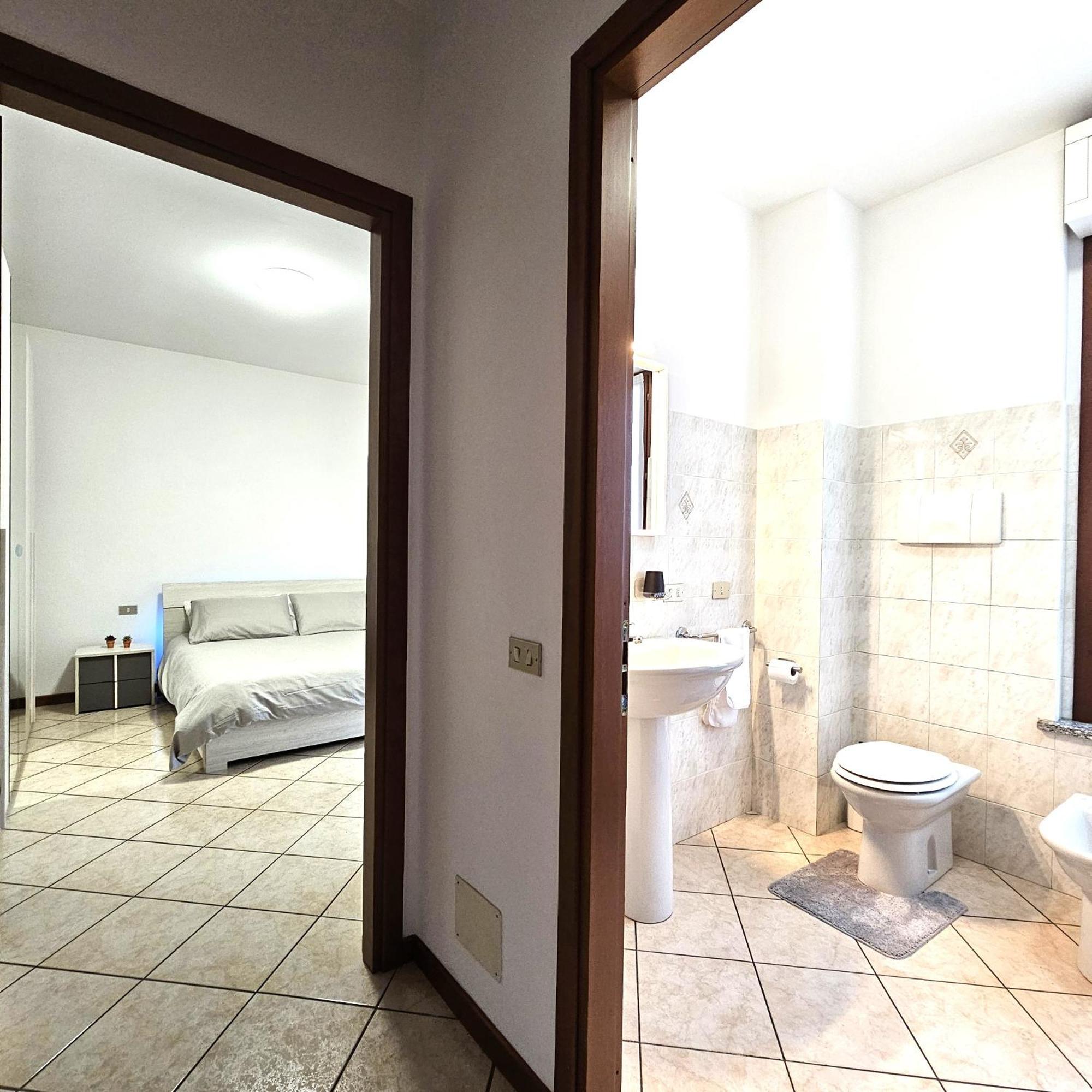 Appartamento Moderno Gallarate Exterior foto